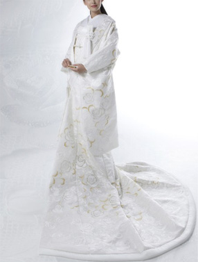 white wedding kimono